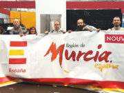 Los artesanos de la Región abren la puerta del mercado francés gracias a su participación en la feria más importante del país .