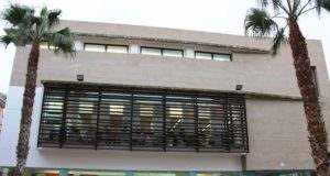 La escritora María José Sevilla protagoniza este jueves en la Biblioteca Pilar Barnés un encuentro con los participantes de los clubes de lectura para adultos.