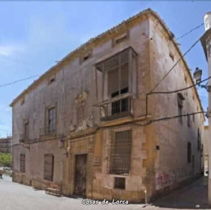 La casa de los Guevara, una casona del barroco en pleno corazón de Lorca. 143