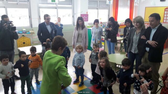 Fulgencio Gil: ''la lucha contra el sedentarismo y la obesidad infantil nos incumbe a todos; educar en buenos hábitos es la mejor inversión en salud que podemos hacer''