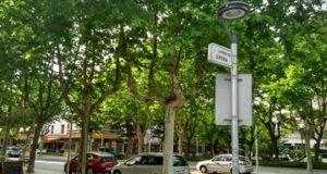Propuesta de instalación de toldos y zonas de sombra en calles comerciales del casco urbano.