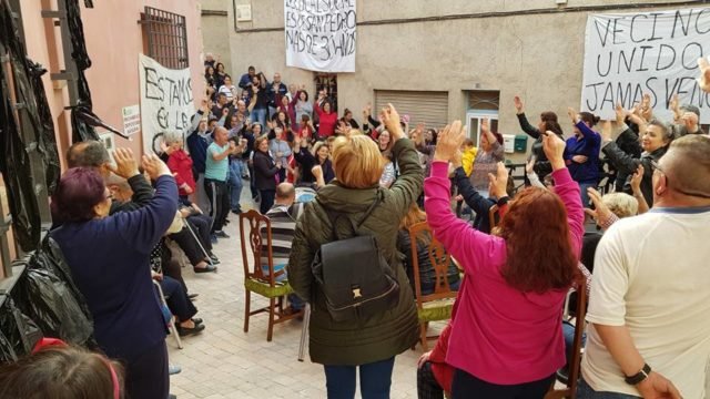 VECINOS DE SAN PEDRO VOTAN NO AL CAMBIO DE SU LOCAL SOCIAL