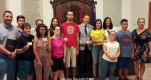 Esta feria los acompañantes de personas con discapacidad superior al 33%, podrán disfrutar de las atracciones de feria de manera gratuita.