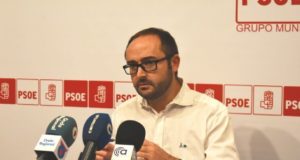 El Psoe lorquino presenta su proyecto de ordenanzas fiscales con tres grandes objetivos.