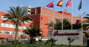 El escándalo de las prótesis caducadas desata un rifirrafe político en Lorca