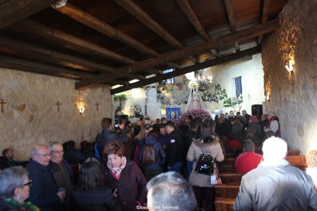 Cientos de vecinos de la Hoya acompañaron a la Virgen de la Salud de vuelta a su ermita. 133