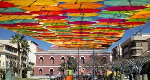 Propuesta para dar sombra en Plaza de Colón imitando la Cité Berryer de París.