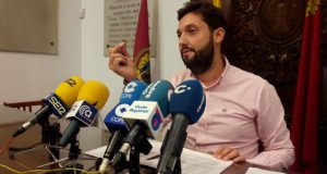 El PP exige que el actual gobierno local destine los 2,2 millones que tiene de margen para aprobar una bajada de impuestos general para todos los lorquinos
