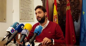 El PP denuncia que los impuestos locales de PSOE, Ciudadanos e IU marginan a las pedanías de la huerta