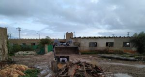 IU-Verdes-Lorca exige la paralización inmediata de las obras en un cebadero que contiene amianto