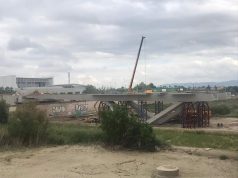 El PP se congratula de que las obras del tramo 2 de la ronda hayan superado el 50% con la instalación de todas las vigas del nuevo puente sobre el Guadalentín