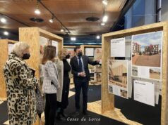 El Colegio de Arquitectos acoge la muestra que destaca la profunda transformación de Lorca en los últimos diez años