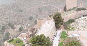 El Ayuntamiento de Lorca acometerá el arreglo de la muralla del castillo tras los daños causados por las lluvias de 2016 y cuya reparación no fue realizada en su momento