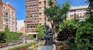 El Ayuntamiento de Lorca inicia la plantación de más de 11.000 plantas en flor que decorarán las plazas y parques del municipio durante la temporada de primavera y verano