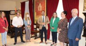 El alcalde de Lorca recibe a la cónsul de Ecuador en la Región de Murcia y refrendan la colaboración entre gobiernos para seguir impulsando acciones integradoras