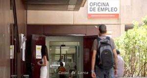 La bajada del paro en octubre en la Región de Murcia casi triplica el descenso nacional