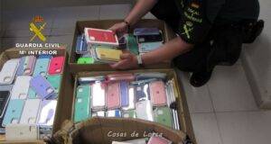 La Guardia Civil detecta la oferta de miles de productos falsificados en Lorca