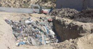 La Policía Local de Lorca denuncia al dueño de un solar en el que se estaban depositando materiales contaminantes sin ningún tipo de licencia