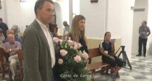 Los lorquinos ofrendaron flores a la Virgen de las Huertas en la víspera de su festividad y comieron las tradicionales migas en el entorno del convento