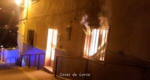 Un incendio en una casa provocó anoche dos heridos