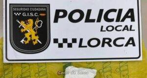 Policía Local detiene a un conductor con una piedra de cocaina