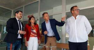 Fulgencio Gil consigue el mantenimiento del servicio de comedor en el colegio de La Paca gracias al compromiso de la consejería de Educación