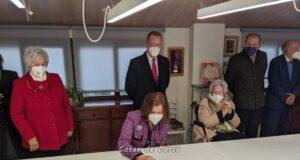 Homenaje del Paso Blanco a Dª María del Carmen Gallego Ramírez