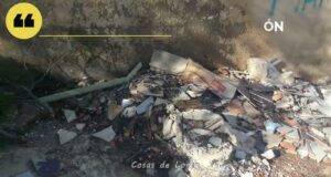 El abandono de los barrios altos y el casco histórico provoca focos de insalubridad en varias calles de San Pedro y Santa María, repletas de heces y basura