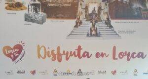 El Ayuntamiento de Lorca felicita a «La Lorquina», subcampeones en el concurso nacional de panettone