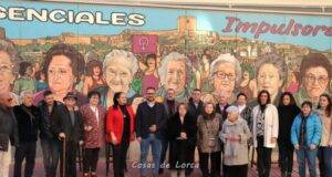 El alcalde de Lorca inaugura la segunda fase del mural pictórico ‘Mujeres Esenciales: impulsoras de la Igualdad’ al que incorpora 10 nuevos rostros