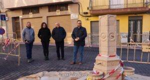 El alcalde de Lorca visita los trabajos de remodelación de la Placeta de Alcolea y la recuperación de su histórica fuente