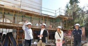 El alcalde de Lorca supervisa el avance de las obras de recuperación del antiguo Claustro de Santo Domingo y la recolocación de sus tradicionales arcos