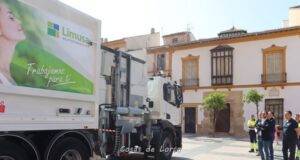 Limusa continúa modernizando el servicio de limpieza de Lorca con un nuevo camión para la recogida de residuos sólidos urbanos