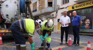 Aguas de Lorca intensifica los trabajos preventivos de limpieza de imbornales ante la temporada de lluvias