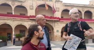 La izquierda pide cerrar al tráfico con fines comerciales la avenida de Juan Carlos I durante los viernes por la tarde y los sábados