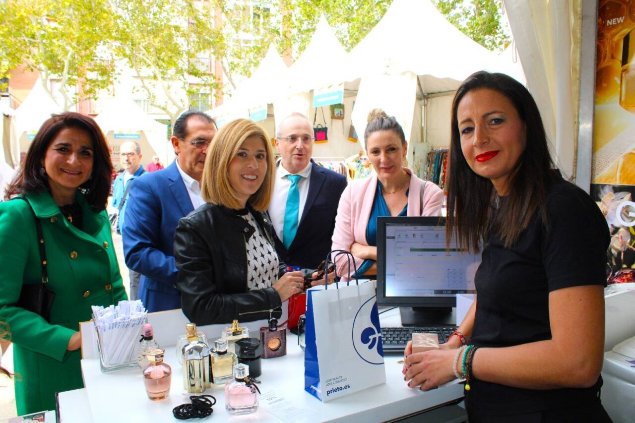 COMERCIO