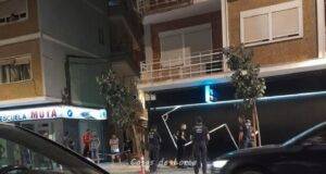 Vecinos del Residencial Santa Fe de Lorca piden auxilio por los conflictos que genera un salón de juegos