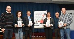 Jorge Martí, cantante, guitarrista y líder del grupo musical La Habitación Roja, trae a Lorca su documental «En medio de la nada»