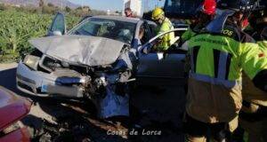 Cinco personas heridas en un accidente de tráfico en la pedanía lorquina de Pulgara