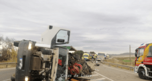 El vuelco de un camión sobre un autobús de jornaleros en Lorca inaugura la triste estadística de fallecidos en 2024 por accidente de trabajo en la región