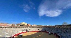 La encerrona de Paco Ureña de reinauguración del Coso de Sutullena de Lorca llena restaurantes y hoteles el Sábado de Gloria