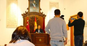 La intermediación del Ayuntamiento permitirá que 200 familias del seísmo reciban el casi un millón de euros que el Estado les adeuda