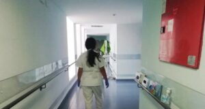 Las TCAE de la Domingo Sastre al borde del agotamiento por la falta de personal en la residencia lorquina