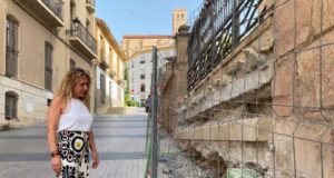 La demolición arbitraria de la escalinata de San Patricio por Fulgencio Gil está afectando negativamente la estética y funcionalidad de uno de los BIC más importantes de Lorca