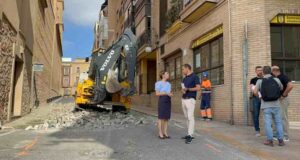 El Ayuntamiento inicia las obras para mejorar la accesibilidad y el tráfico en la calle Cuesta de San Francisco de Lorca