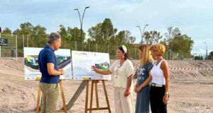 El alcalde de Lorca supervisa el comienzo de las obras de la nueva escuela infantil del barrio de San Antonio
