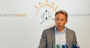 El Ayuntamiento, a propuesta del alcalde, reclama al Gobierno de España que el empadronamiento ilegal sea tipificado como delito
