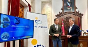 El alcalde, Fulgencio Gil, anuncia una inversión de cuatro millones de euros que permitirá la transformación digital del ciclo integral del agua urbana en todo el municipio