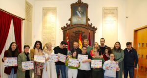 El alcalde de Lorca anima a los lorquinos a adquirir el calendario solidario de la asociación Down Lorca