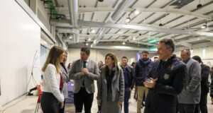 Fulgencio Gil inaugura la Feria de Empleo y Formación Profesional en la que participan más de 1.500 alumnos de la comarca